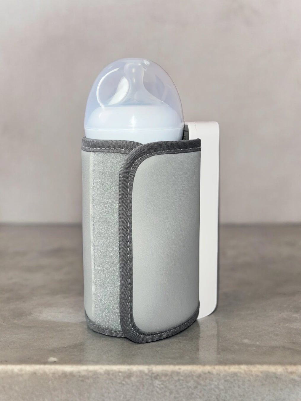 BabyHeat ™ Portable Bottle Warmer